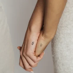 Tatouages Medium | Tatouages Medium^PAUL HEWITT Friendship Sea Plants Tattoo