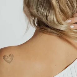 Tatouages Medium | Tatouages Medium^PAUL HEWITT Heart Wave Tattoo