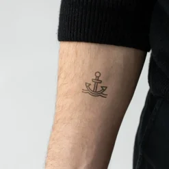 Tatouages Petit | Tatouages Petit^PAUL HEWITT Men's Anchor Tattoo