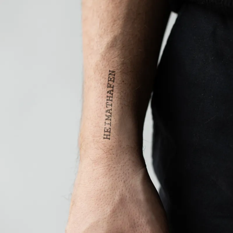 Tatouages Medium | Tatouages Medium^PAUL HEWITT Men's HEIMATHAFEN Tattoo