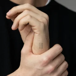 Tatouages Petit | Tatouages Petit^PAUL HEWITT Ocean Tattoo