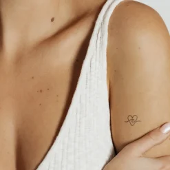 Tatouages Petit | Tatouages Petit^PAUL HEWITT Wave & Heart Tattoo