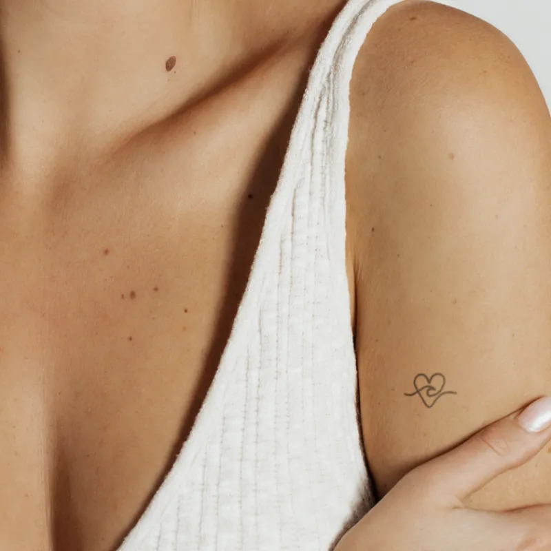 Tatouages Petit | Tatouages Petit^PAUL HEWITT Wave & Heart Tattoo